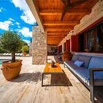 Antea For 10 People Near Barban With Heated Pool 75 M2 - Wellness & Large Garden - Full Service Villa Hrboki
