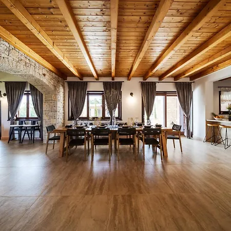 Antea For 10 People Near Barban With Heated Pool 75 M2 - Welness & Large Garden Hrboki