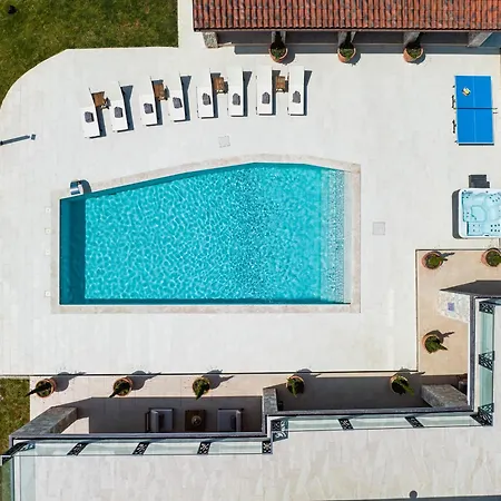 Antea For 10 People Near Barban With Heated Pool 75 M2 - Welness & Large Garden Villa *