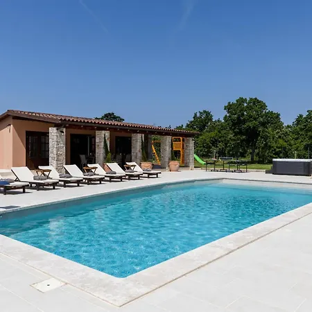 Antea For 10 People Near Barban With Heated Pool 75 M2 - Welness & Large Garden