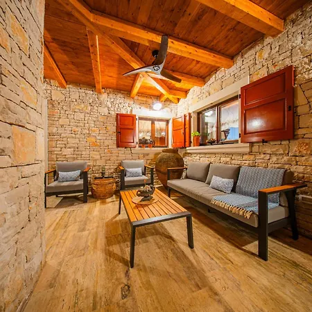 Antea For 10 People Near Barban With Heated Pool 75 M2 - Welness & Large Garden Hrboki