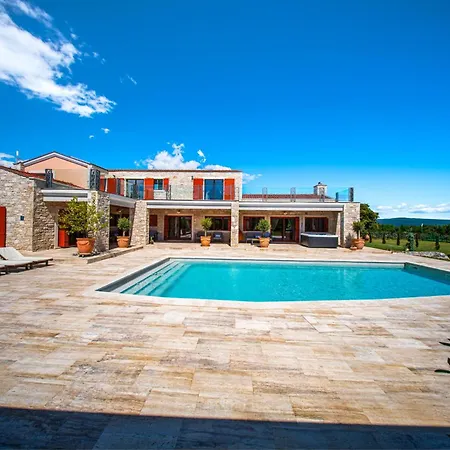 Antea For 10 People Near Barban With Heated Pool 75 M2 - Welness & Large Garden * Hrboki