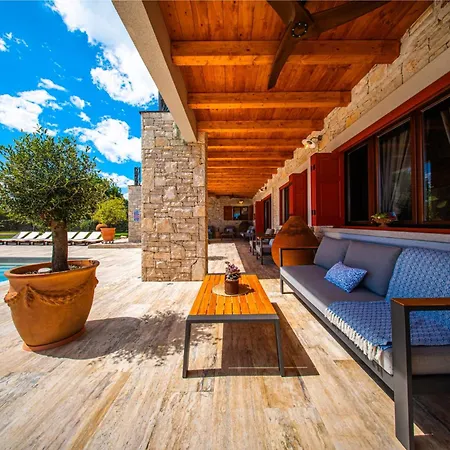 Antea For 10 People Near Barban With Heated Pool 75 M2 - Welness & Large Garden Villa Hrboki