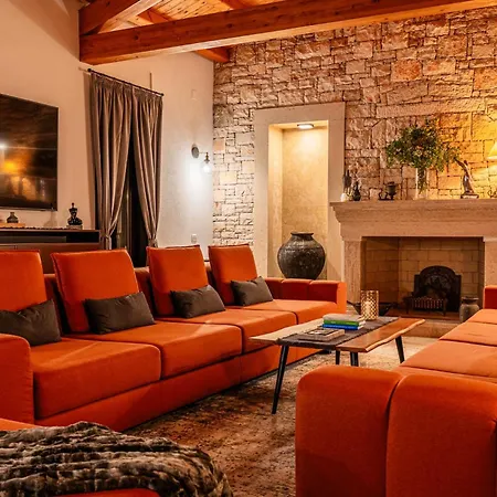 Antea For 10 People Near Barban With Heated Pool 75 M2 - Wellness & Large Garden - Full Service * Hrboki