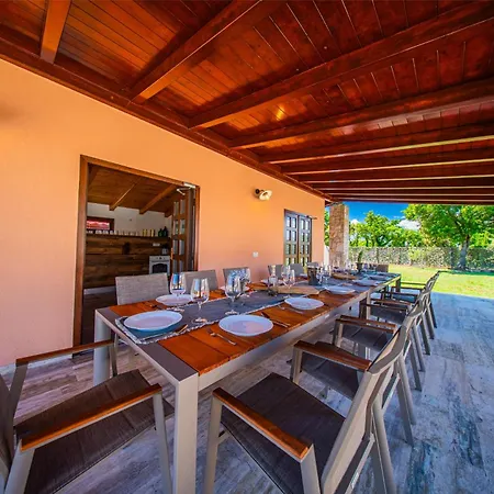 Villa Antea For 10 People Near Barban With Heated Pool 75 M2 - Welness & Large Garden *