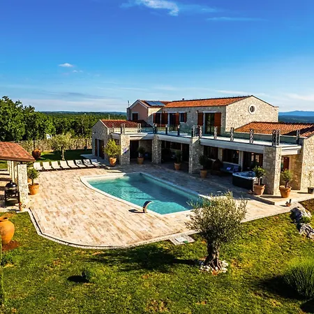 Antea For 10 People Near Barban With Heated Pool 75 M2 - Welness & Large Garden