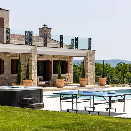 Antea For 10 People Near Barban With Heated Pool 75 M2 - Welness & Large Garden Villa Hrboki
